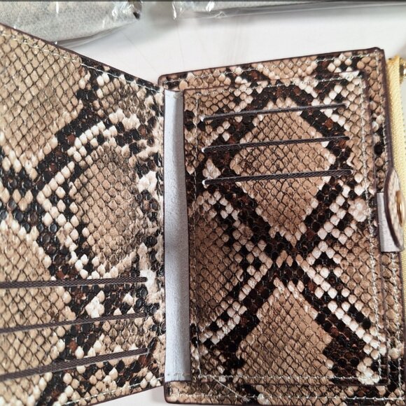 Microfiber Snake Grain Faux Leather Women's Compact/Slim Wallet Tan/Black - Picture 5 of 6